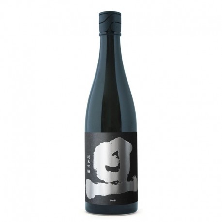 Dan Junmai Sake